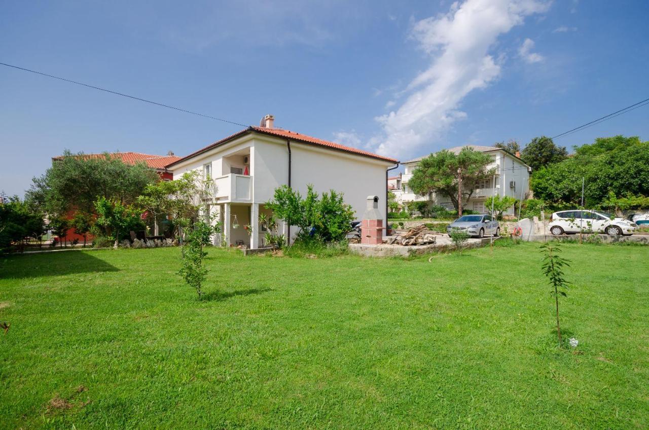 Apartments Toni Банёл Экстерьер фото