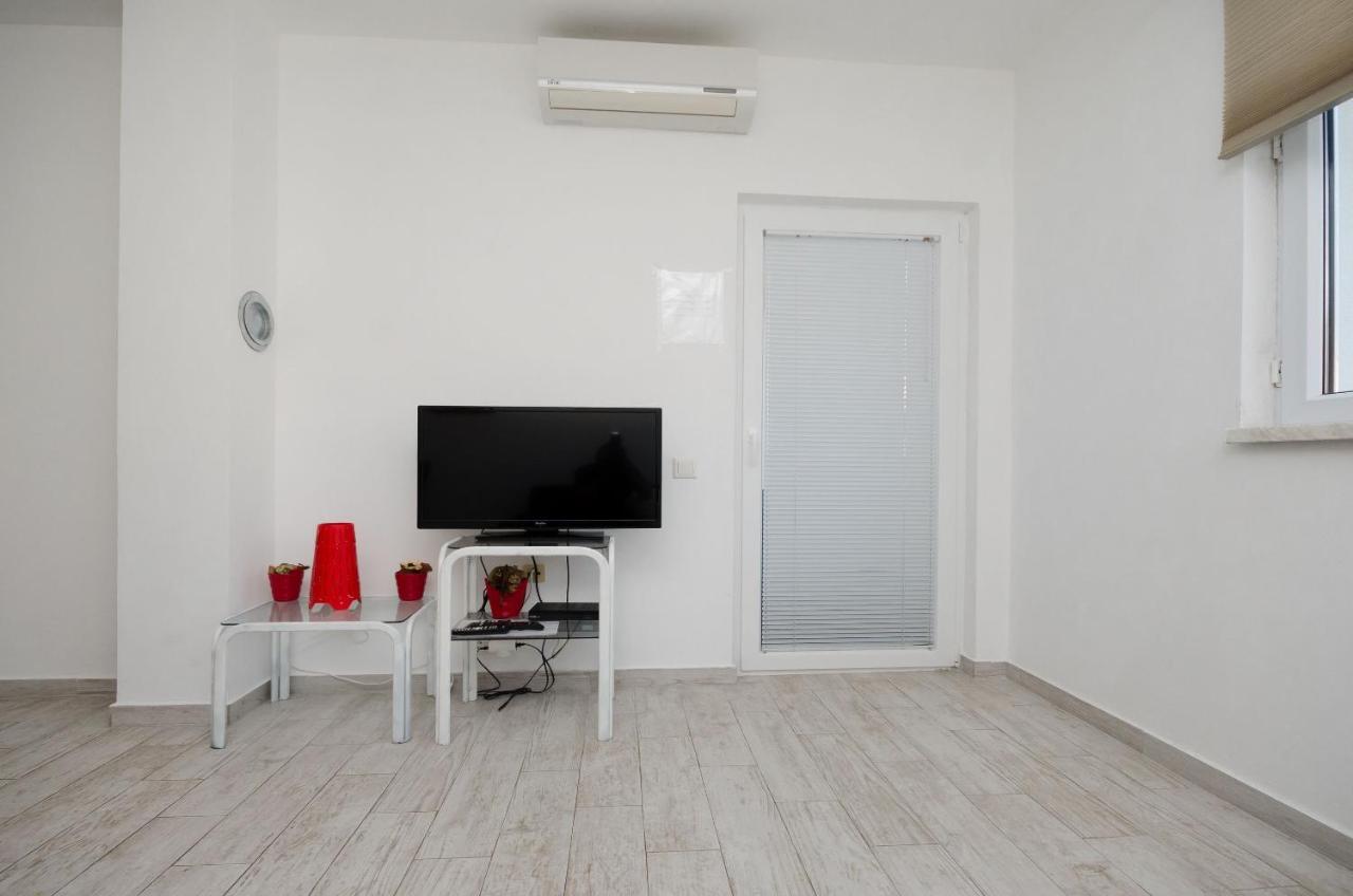 Apartments Toni Банёл Экстерьер фото