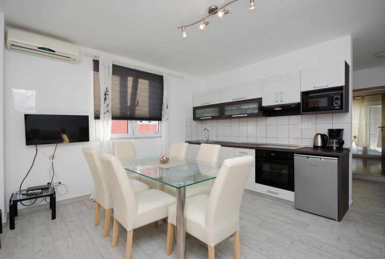 Apartments Toni Банёл Экстерьер фото